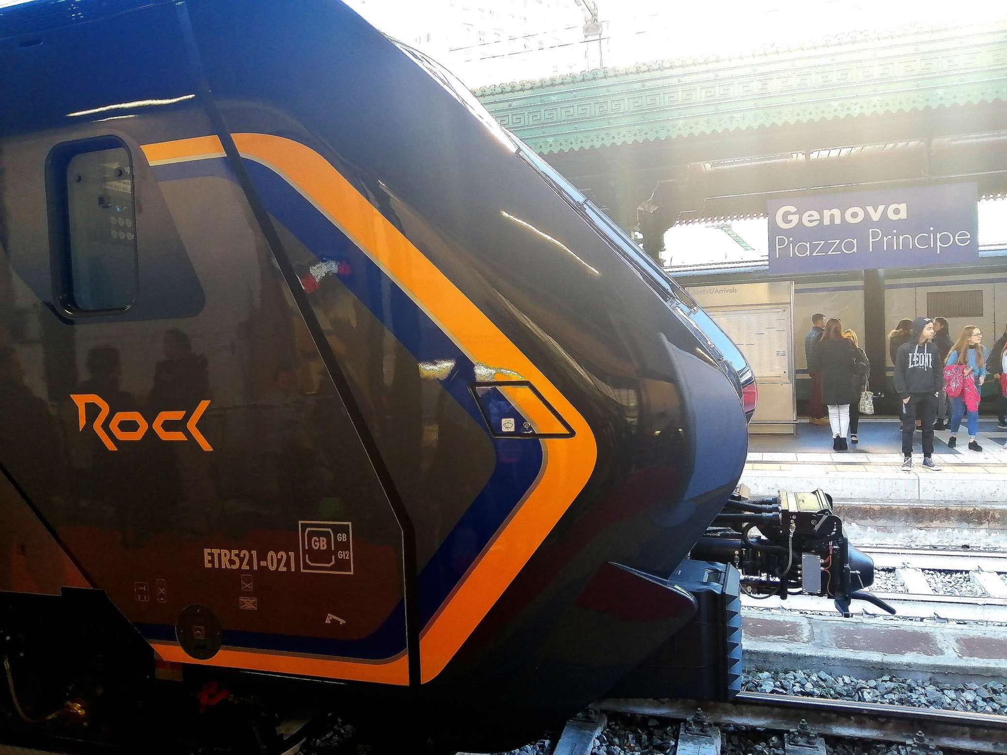 treni trenitalia rock
