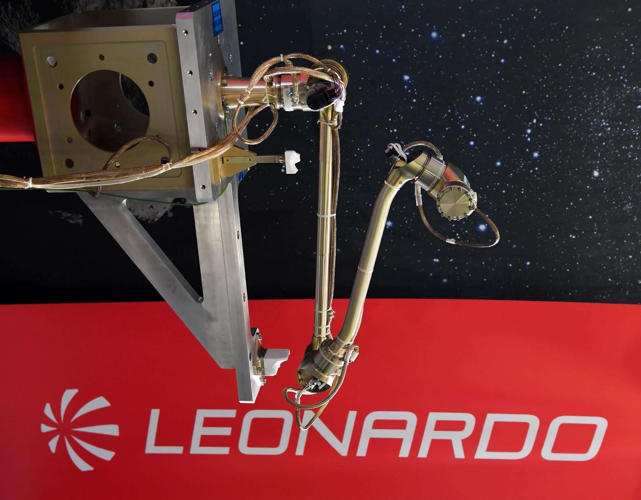 Leonardo braccio robotico missione marte
