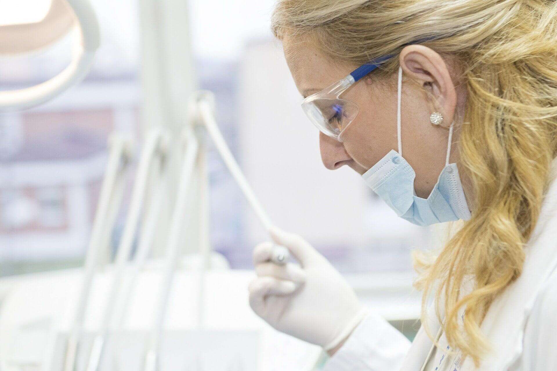 dentista igienista dentale