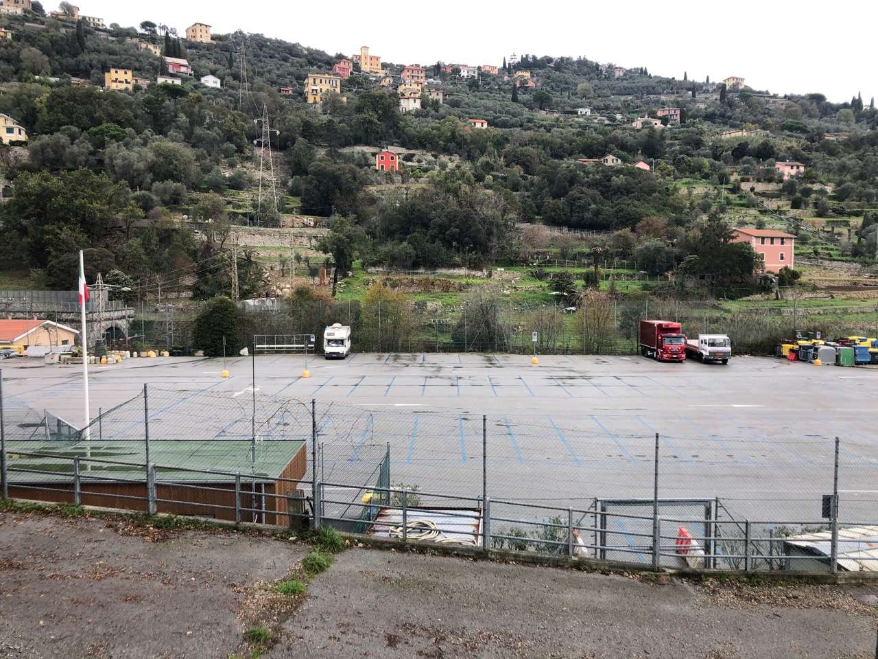 area parcheggio campo sportivo