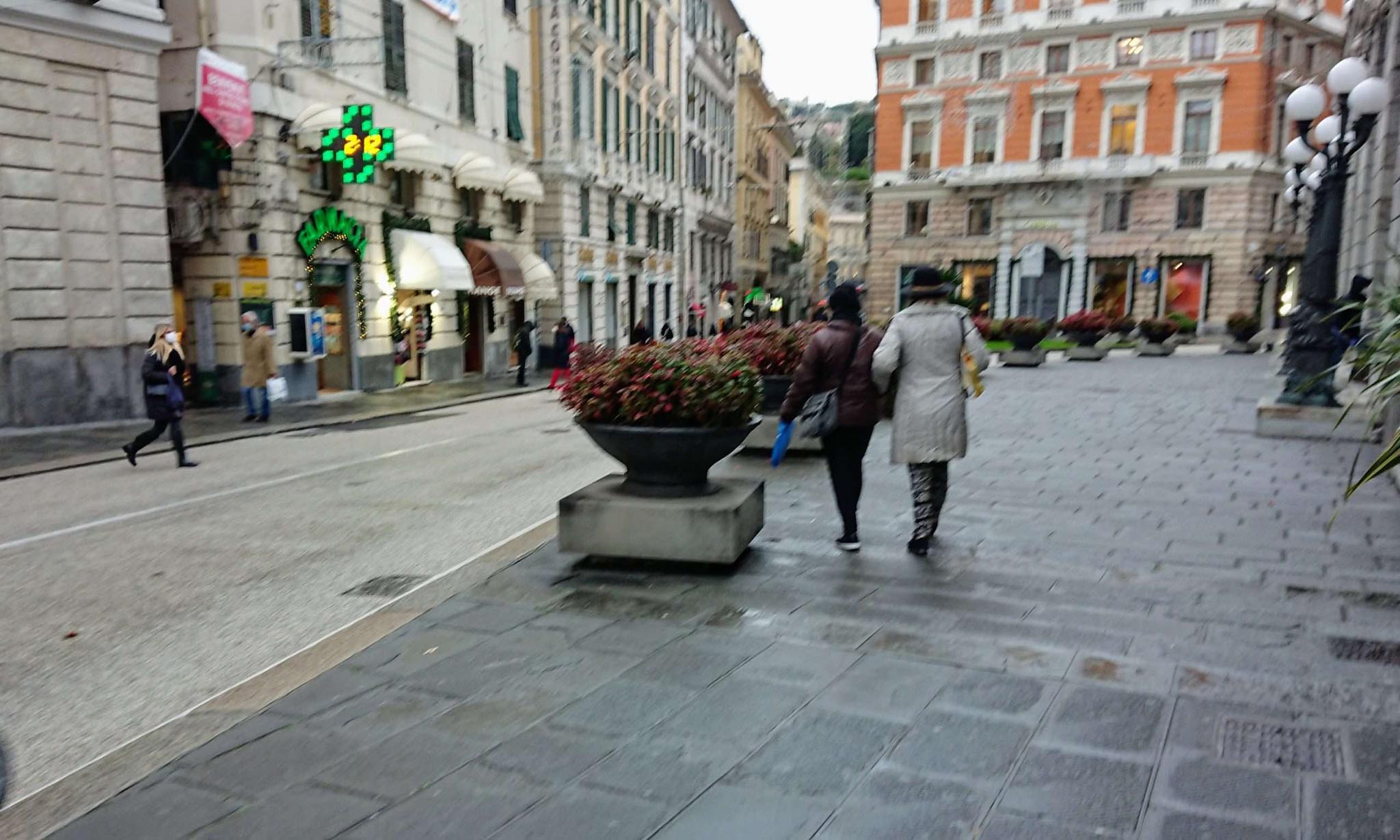 commercio negozi persone shopping