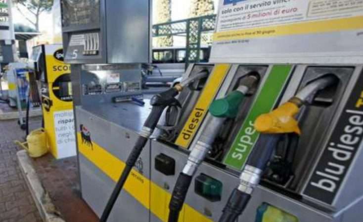 distributori-di-benzina-self