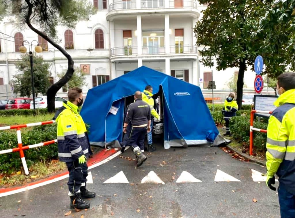 tenda Asl 5 ospedale sant’andrea