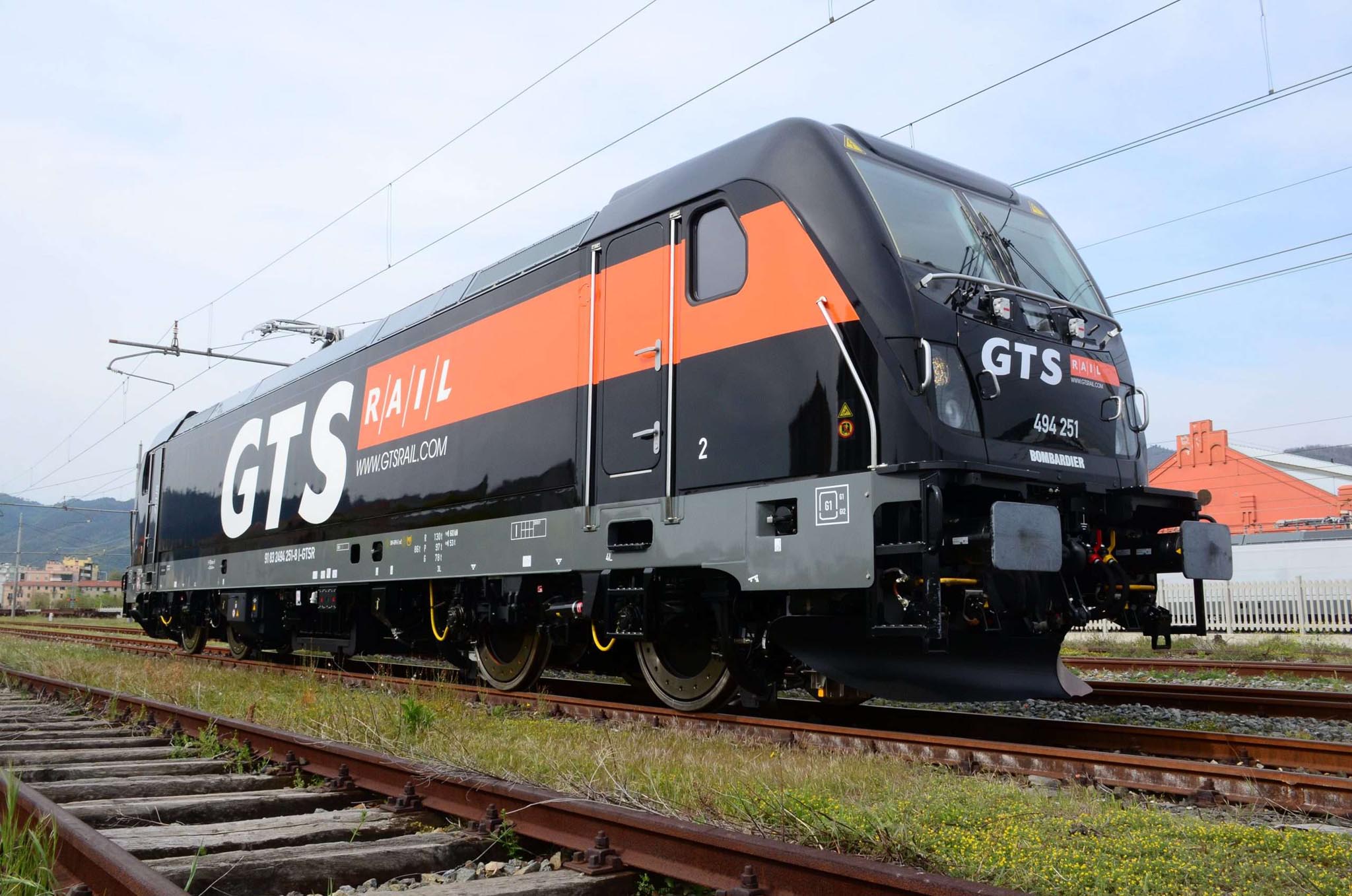 GTS Bombardier locomotive