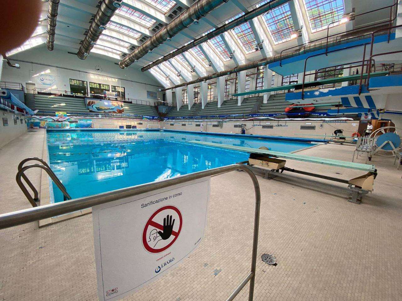 Piscina interna Albaro