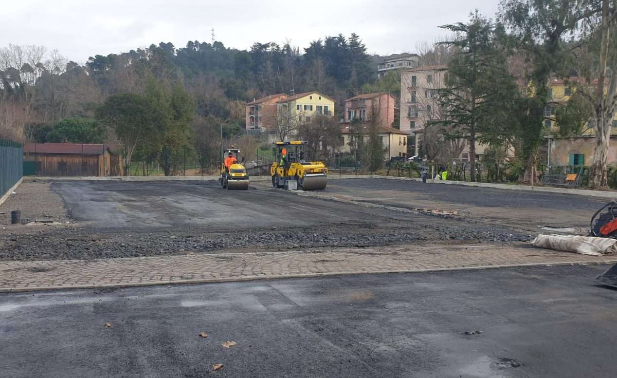 parcheggio lavori asfaltatura