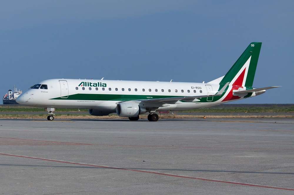 Aereo Alitalia all’Aeroporto di Genova