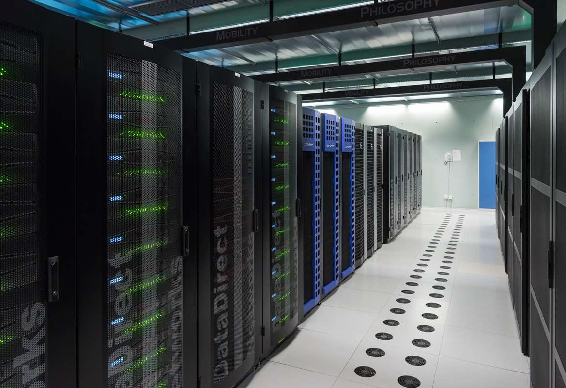 High_Performance_Computing_Center_Stuttgart_HLRS_2015_07_Cray_XC40_Hazel_Hen_IO