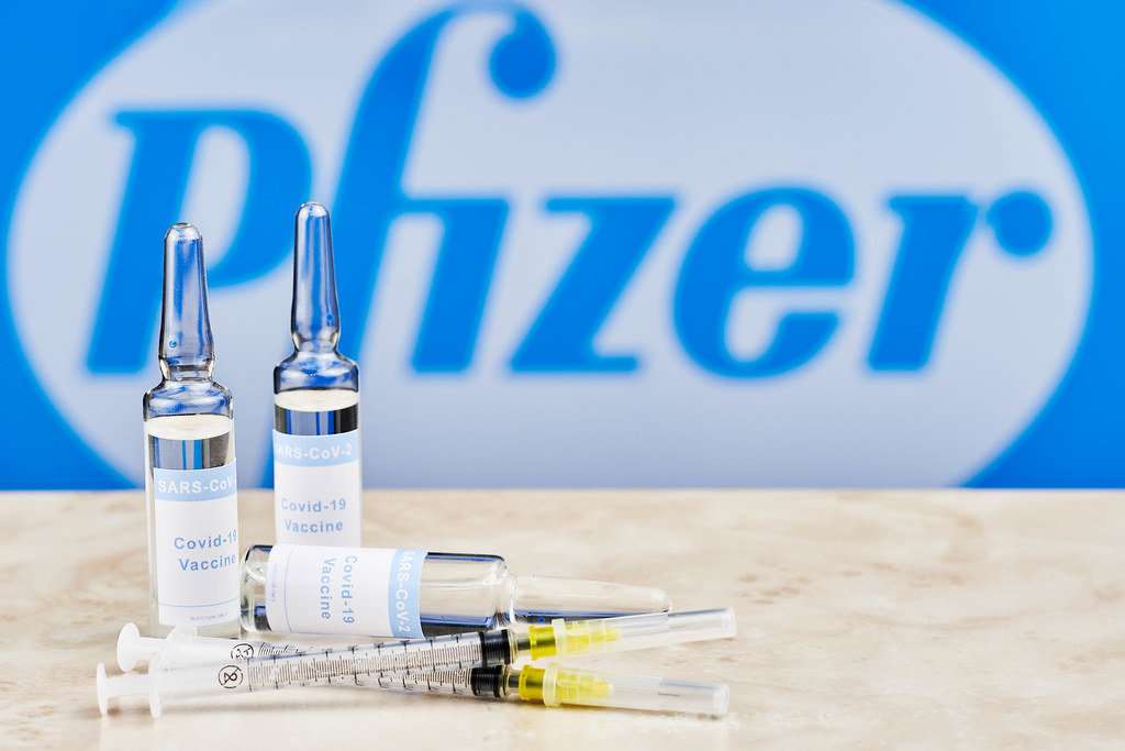 vaccino pfizer vaccini covid
