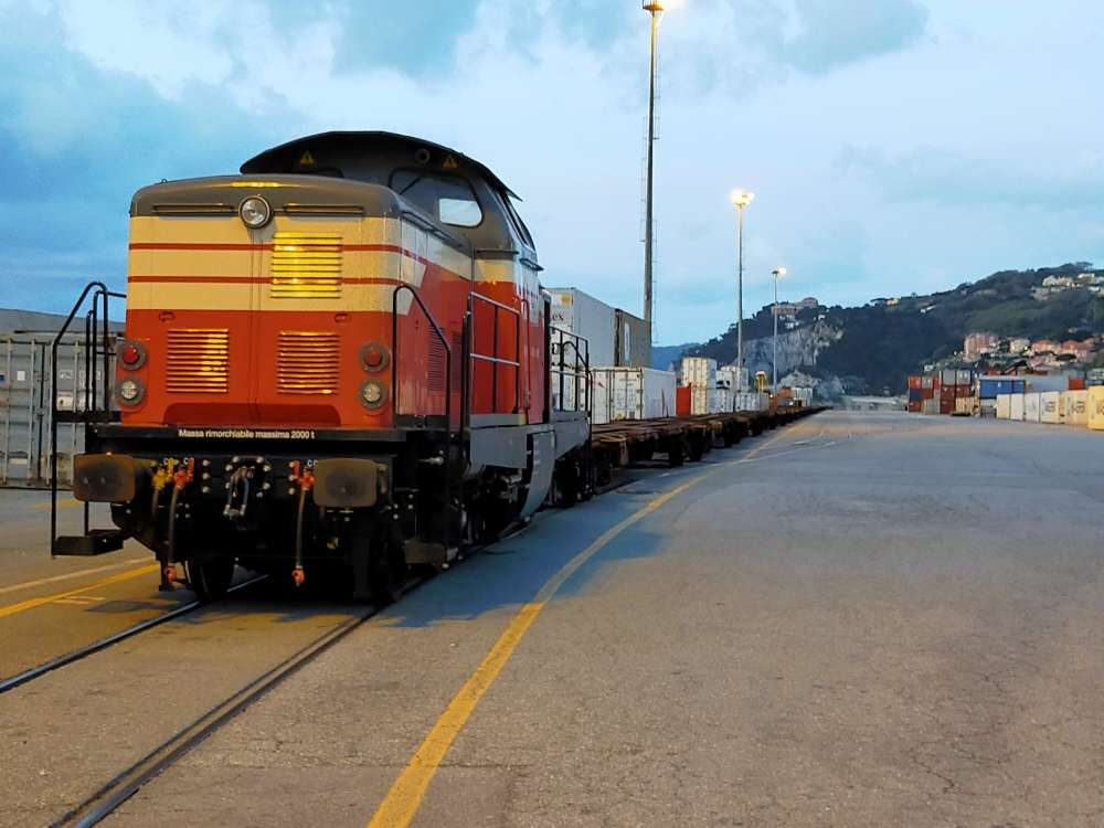 Collegamento ferroviario con Terminal Piacenza Intermodale_1