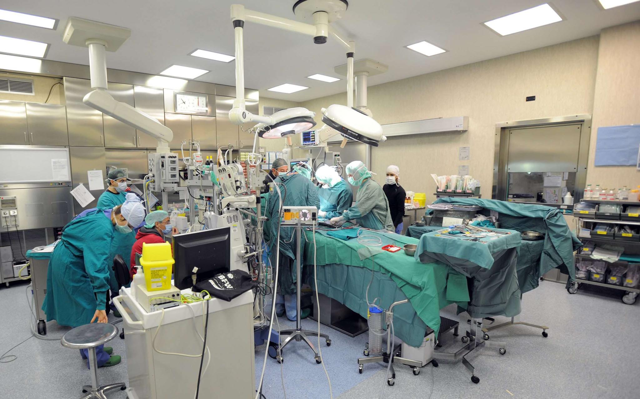 ospedale sala operatoria gaslini chirurgia