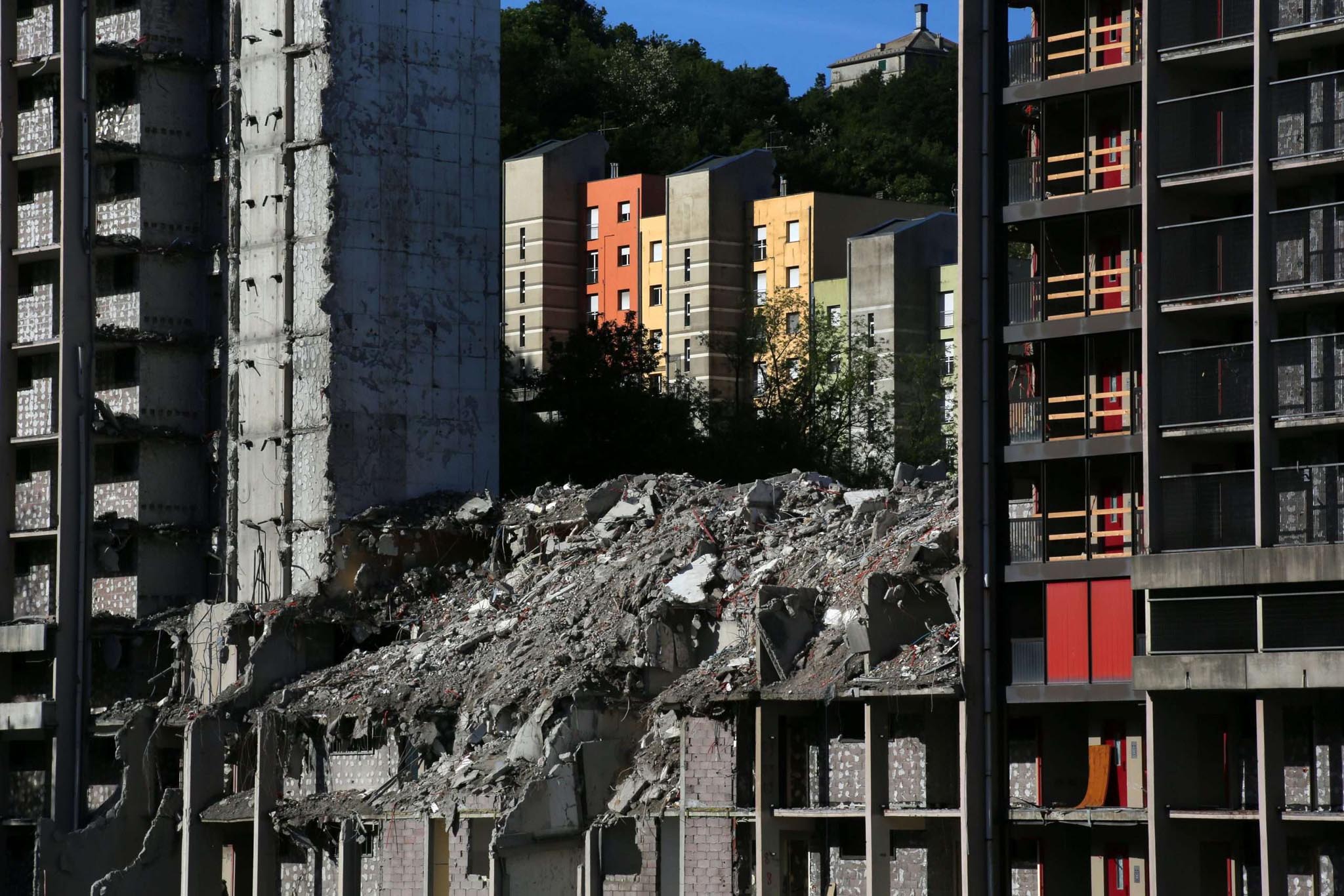 Demolizione Diga di Begato – Genova