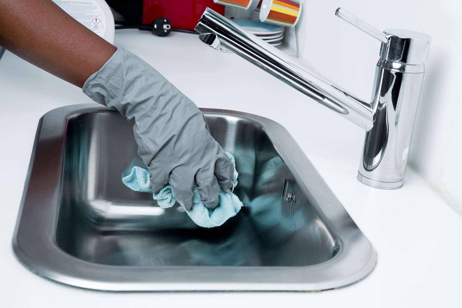 lavoro domestico pulizie colf