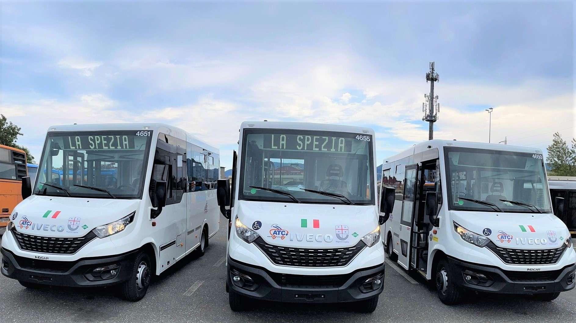 autobus 6 MOBI IVECO METANO FRONTE
