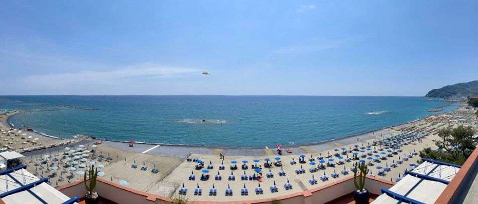 diano marina spiaggia balneari mare