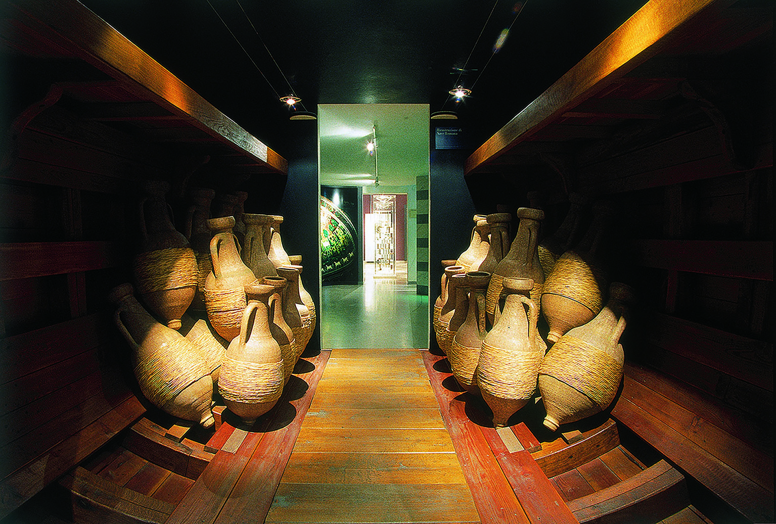 MuseoOlivoCarloCarli_Nave Romana con Anfore