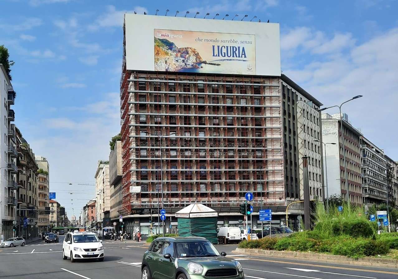 piazzale_loreto_affissione promozione turistica liguria