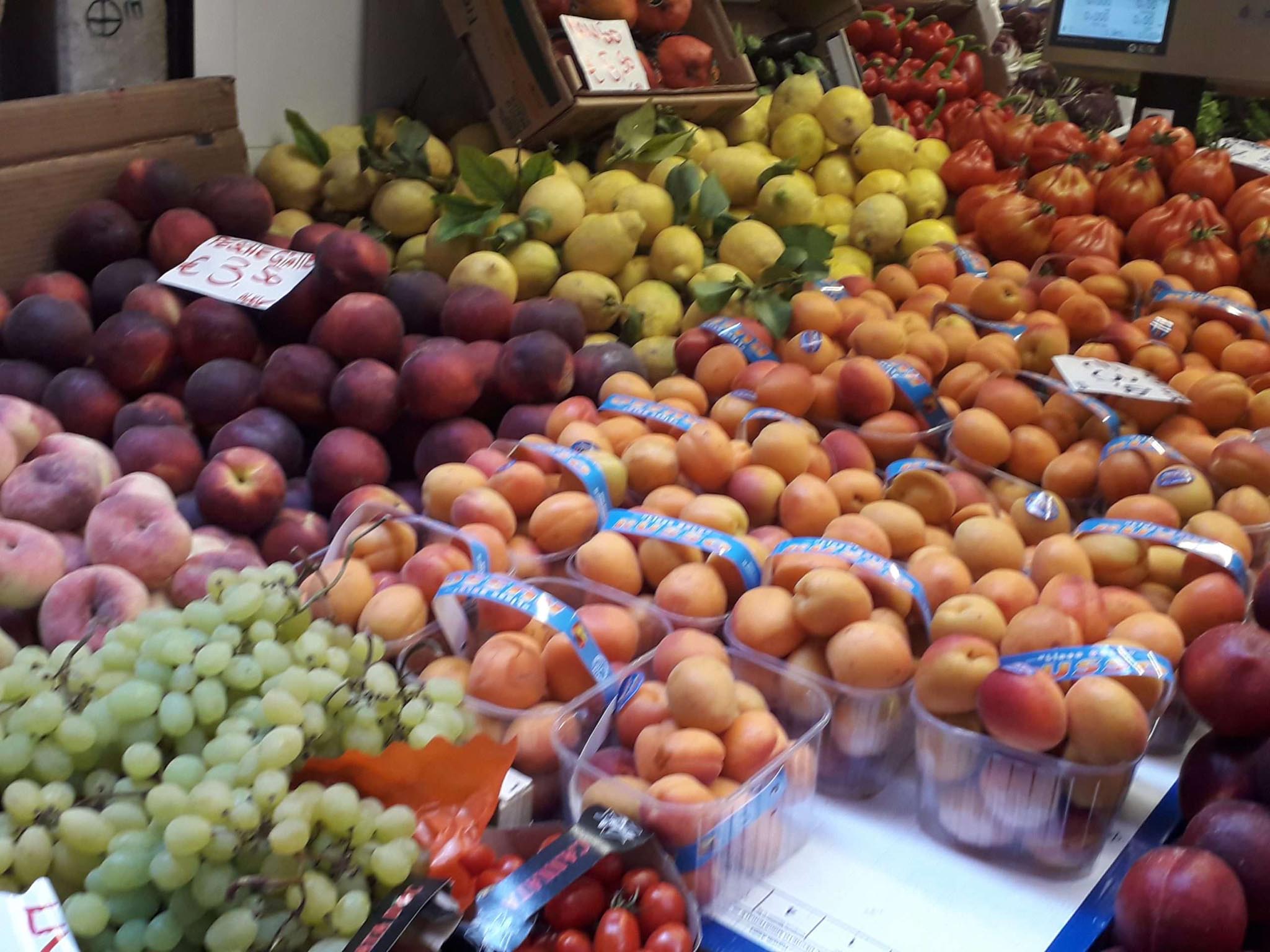 frutta, fruttivendolo,