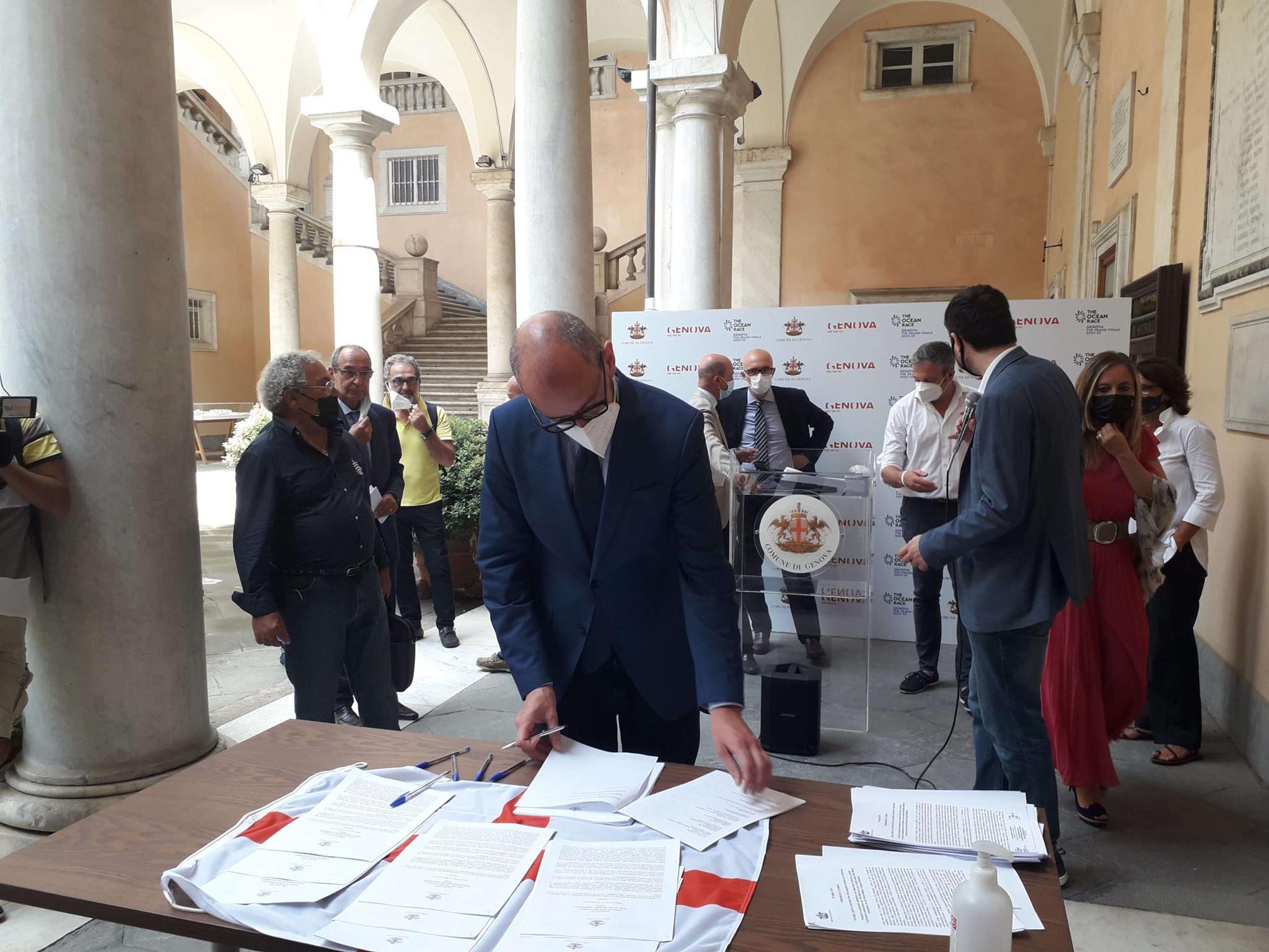 Alessandro Cavo firma