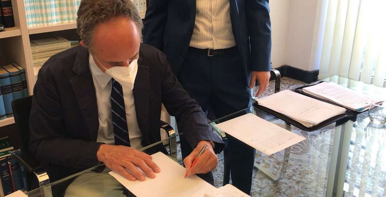 Ferruccio Sansa firma class action Liguri