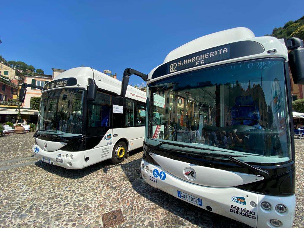 I bus elettrici in servizio sulla linea 82