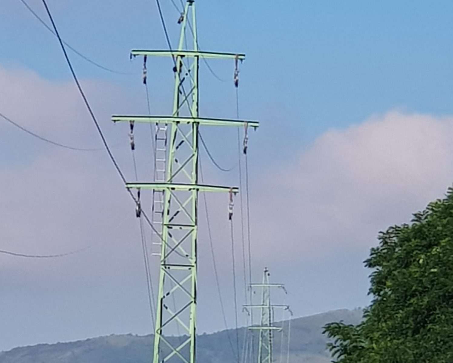 enel e-distribuzione pali elettrici