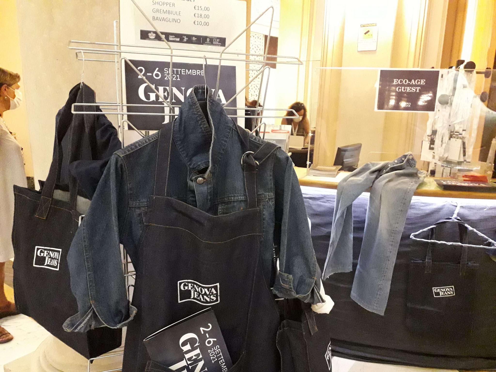 genova jeans, accoglienza alla biblioteca universitaria