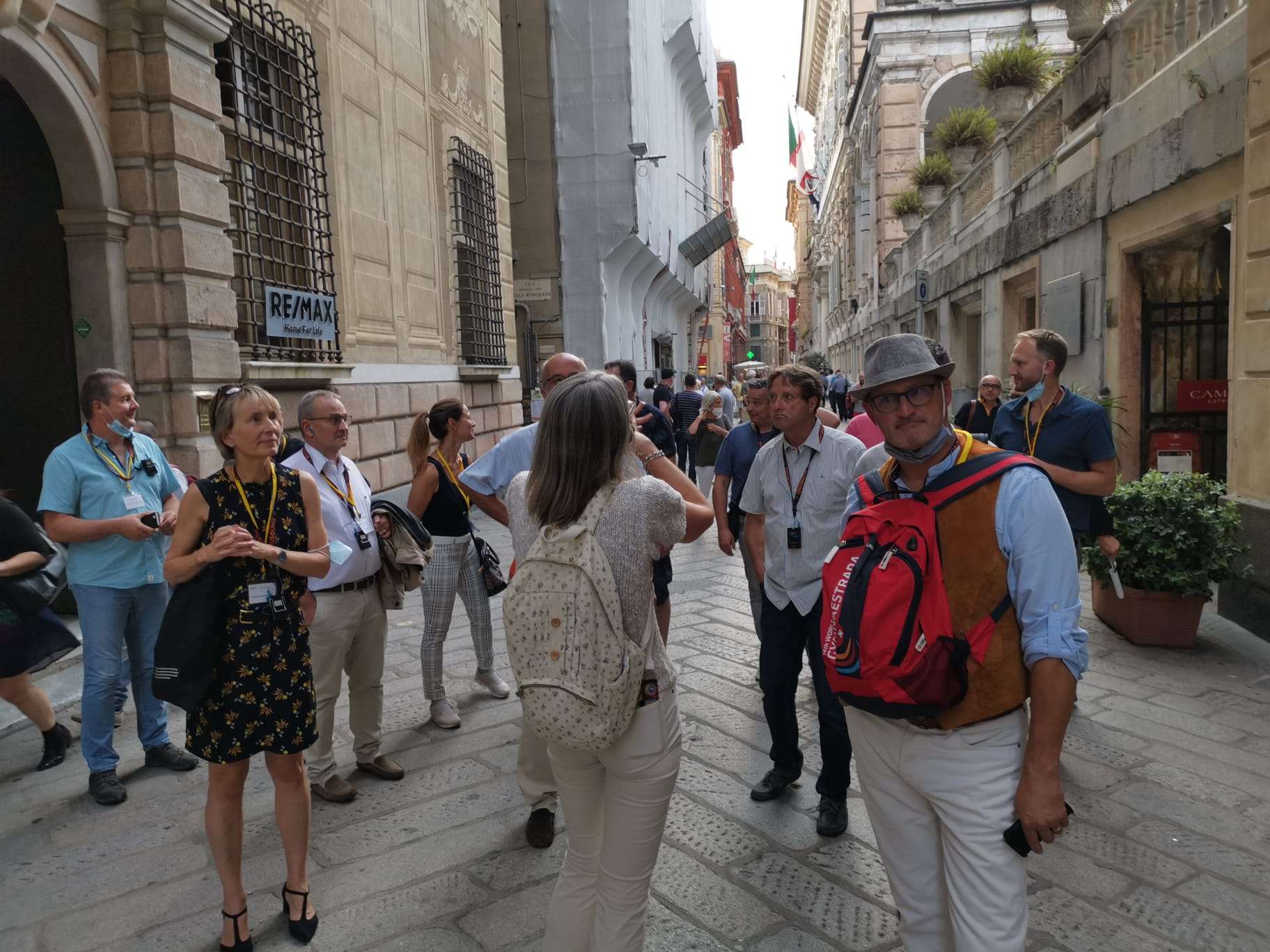 turismo turisti guida
