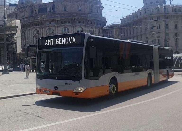 amt genova autobus