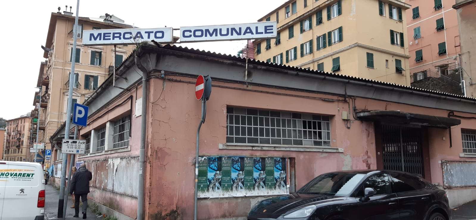 esterno mercatp parenzo