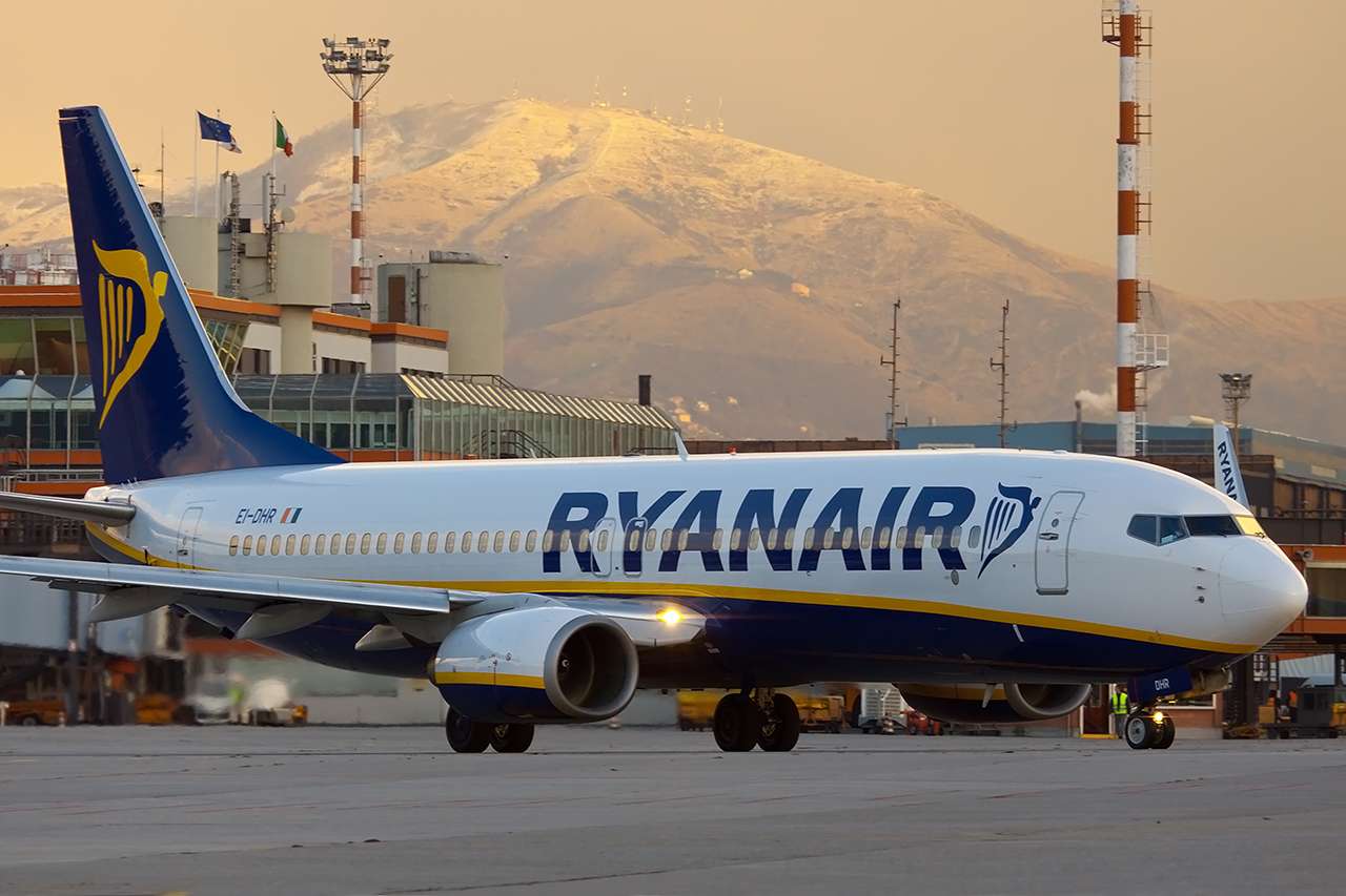 Aereo Ryanair a Genova