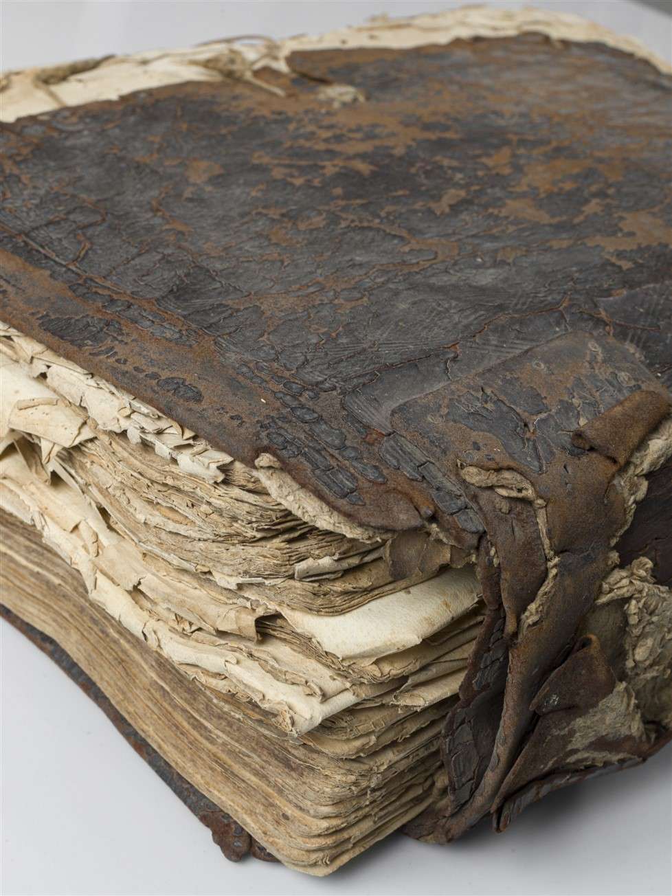 PRE RESTAURO-REGISTRO DEL CATASTO 1764-003