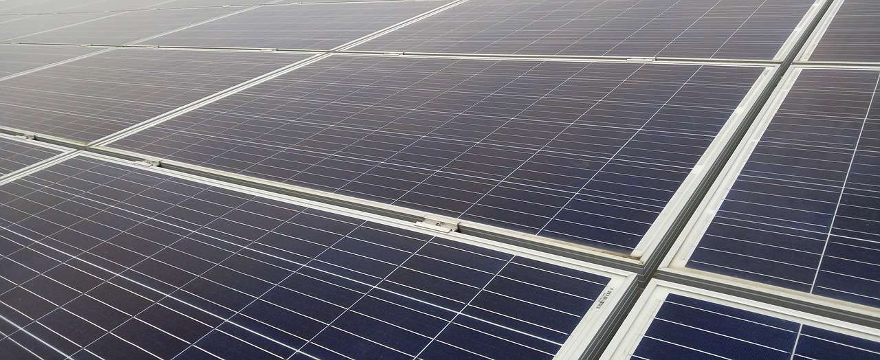 photovoltaic-4022528_1280