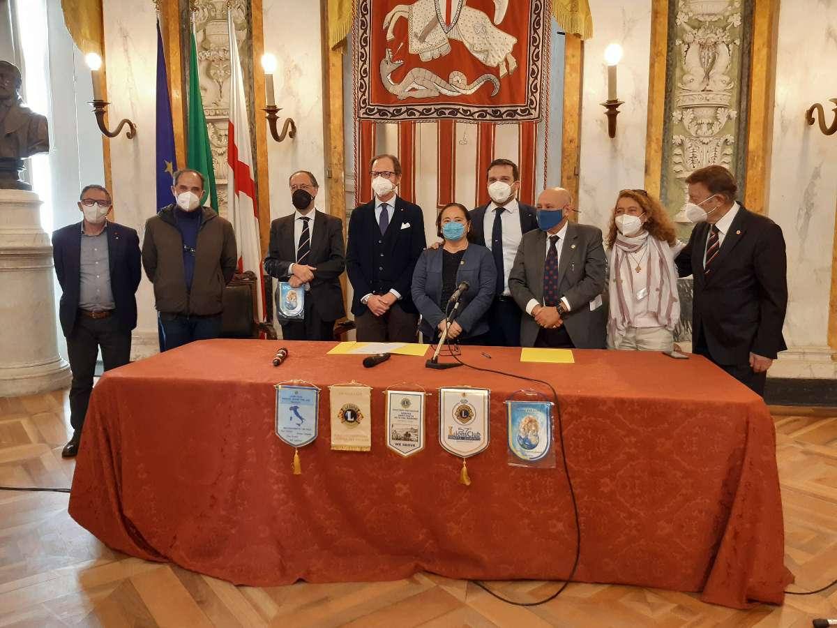 Firma protocollo Lions-Comune-Gruppo