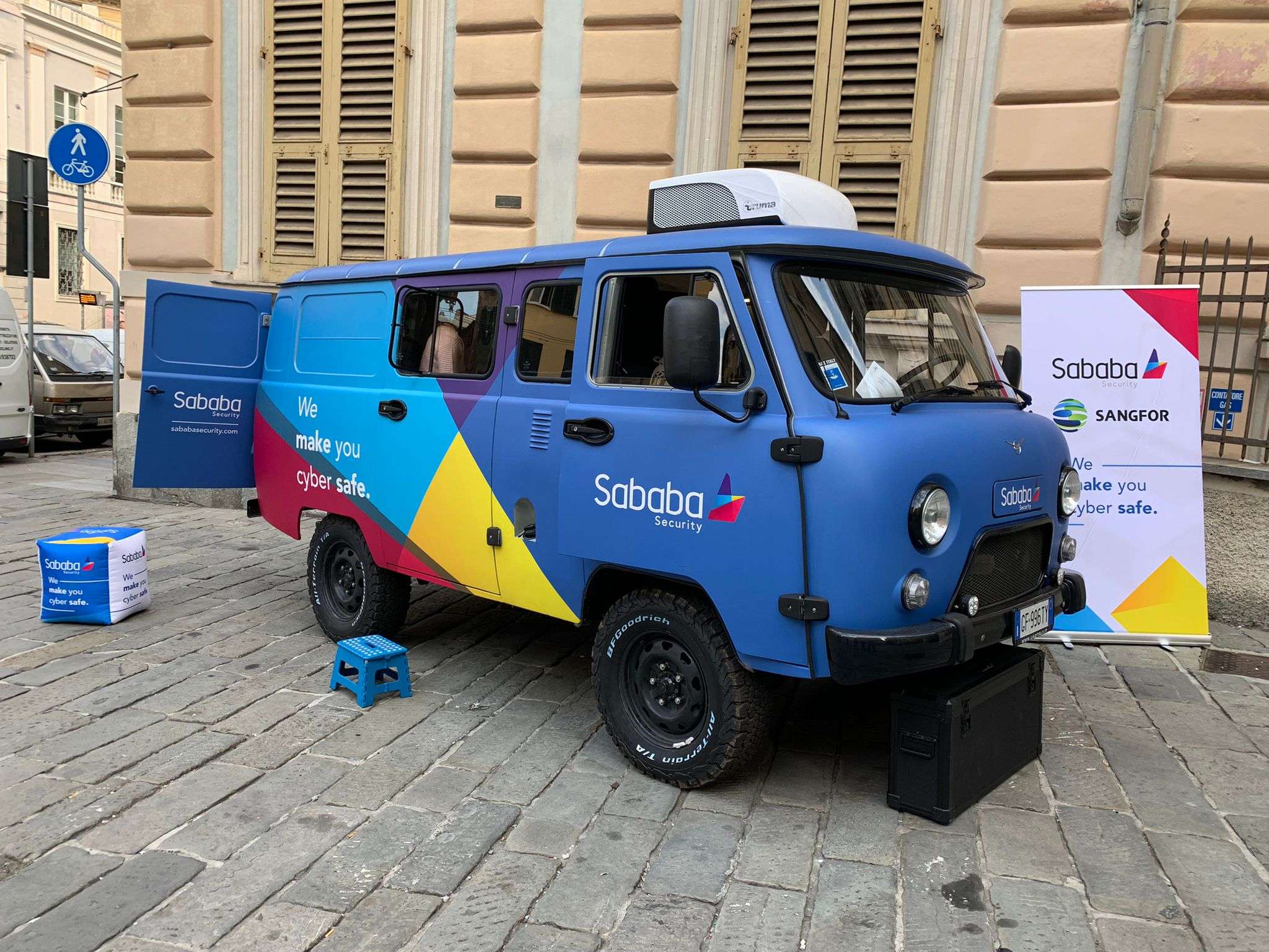 cyberbus
