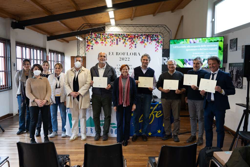 Foto accordi firma