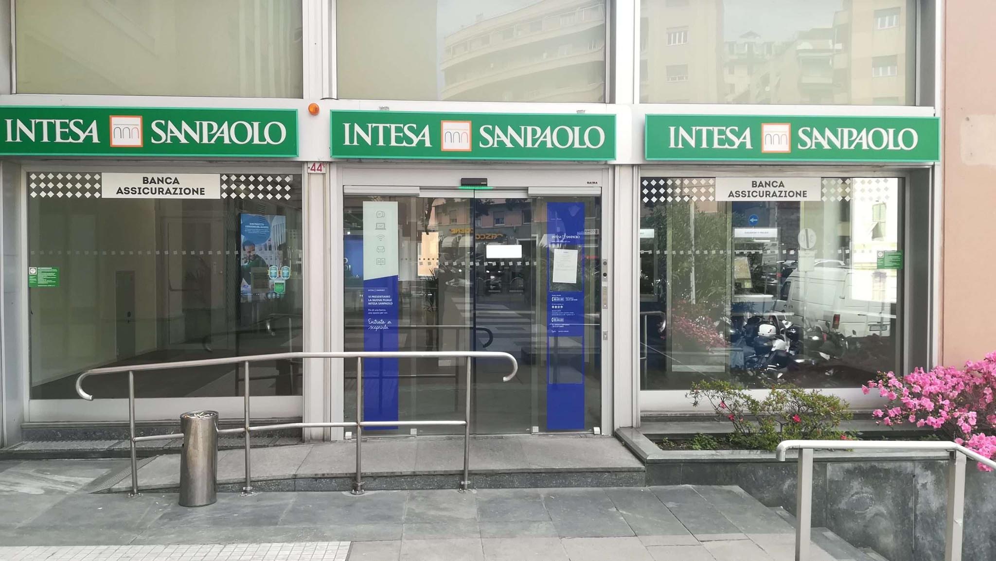 intesa sanpaolo banca