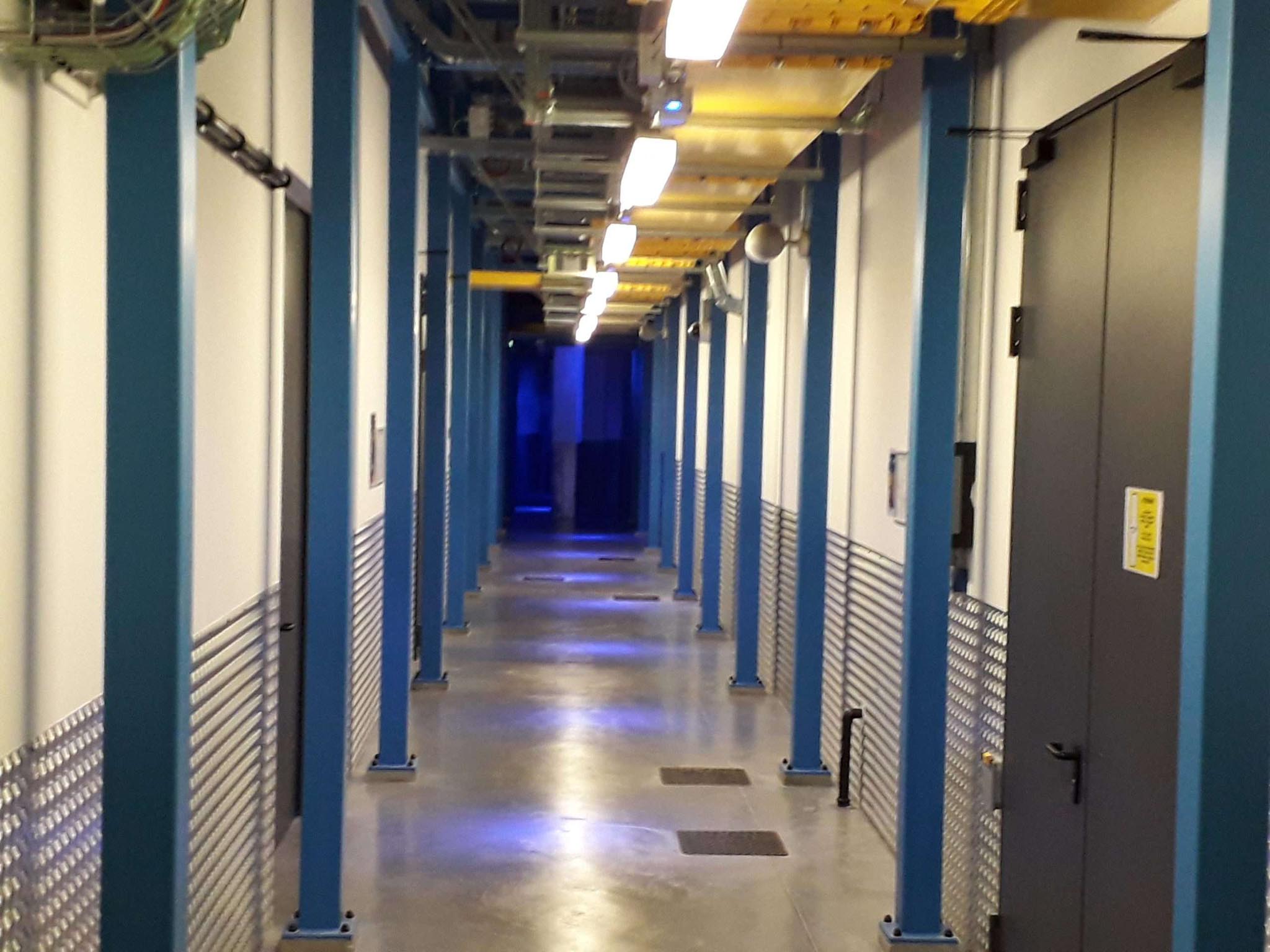 interni hub equinix