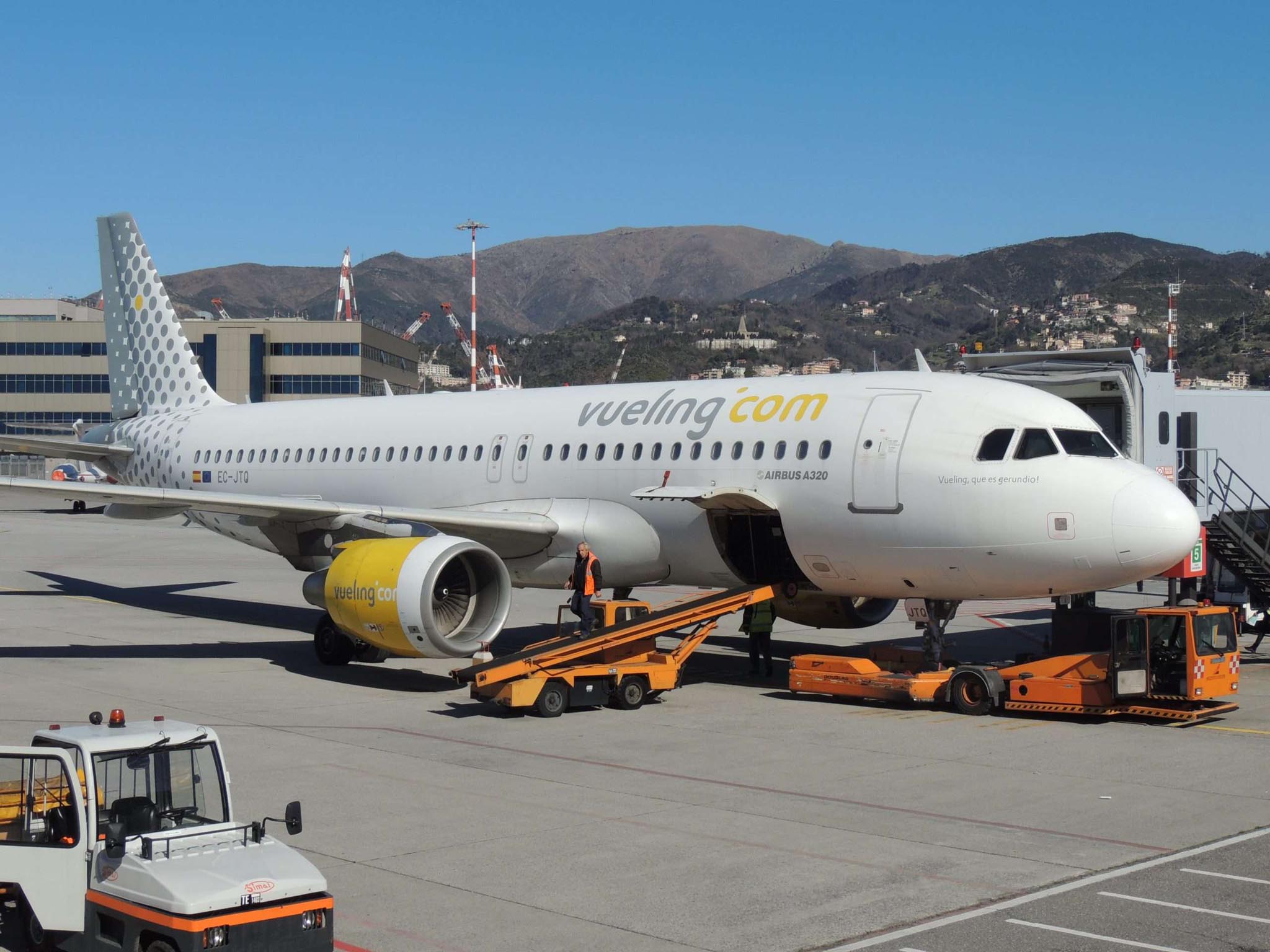 A320 Vueling a Genova