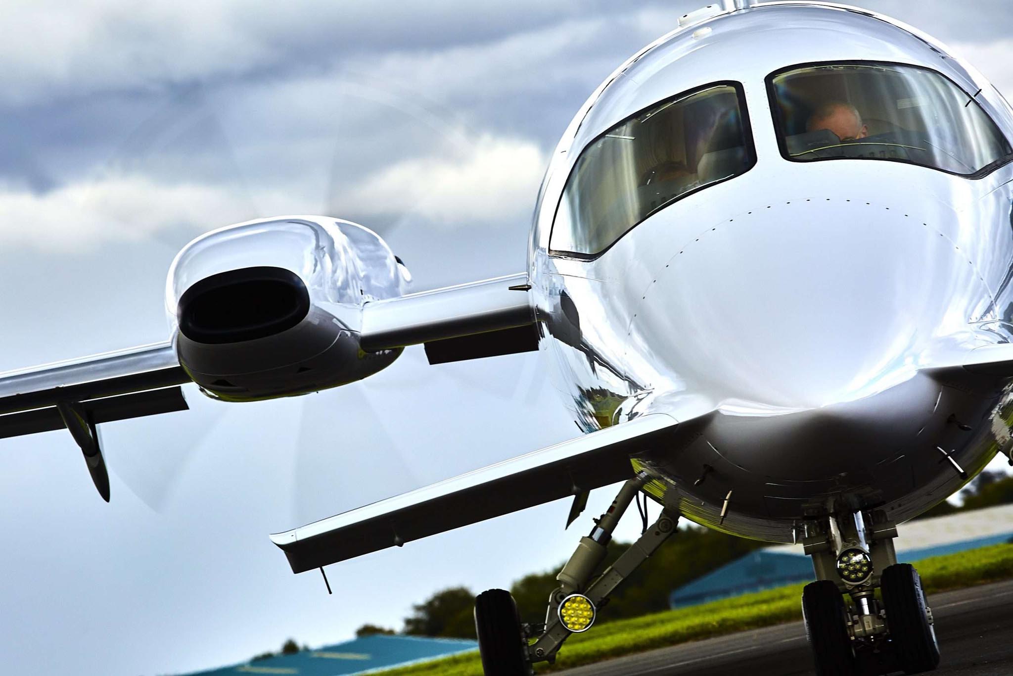 Piaggio P180 EVO Business Aviation.