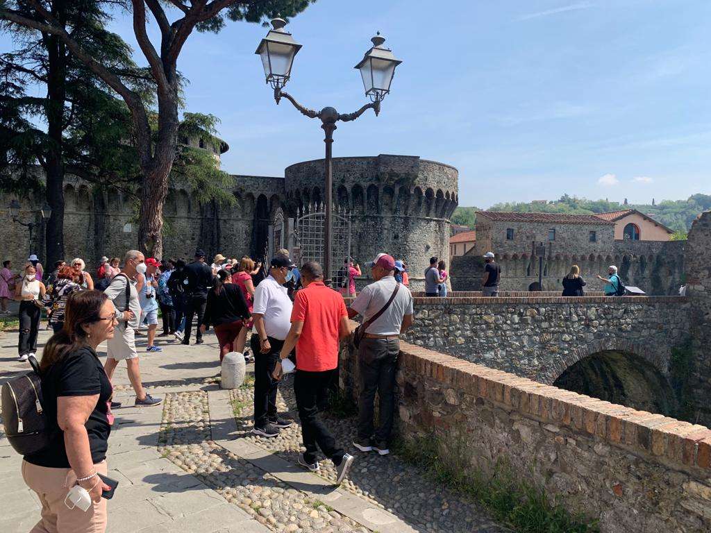 turisti sarzana