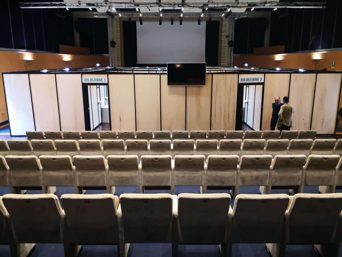 Hub vaccini Teatro_3
