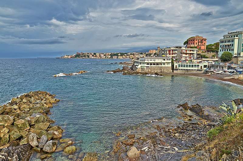 800px-Spiaggia_di_Priaruggia