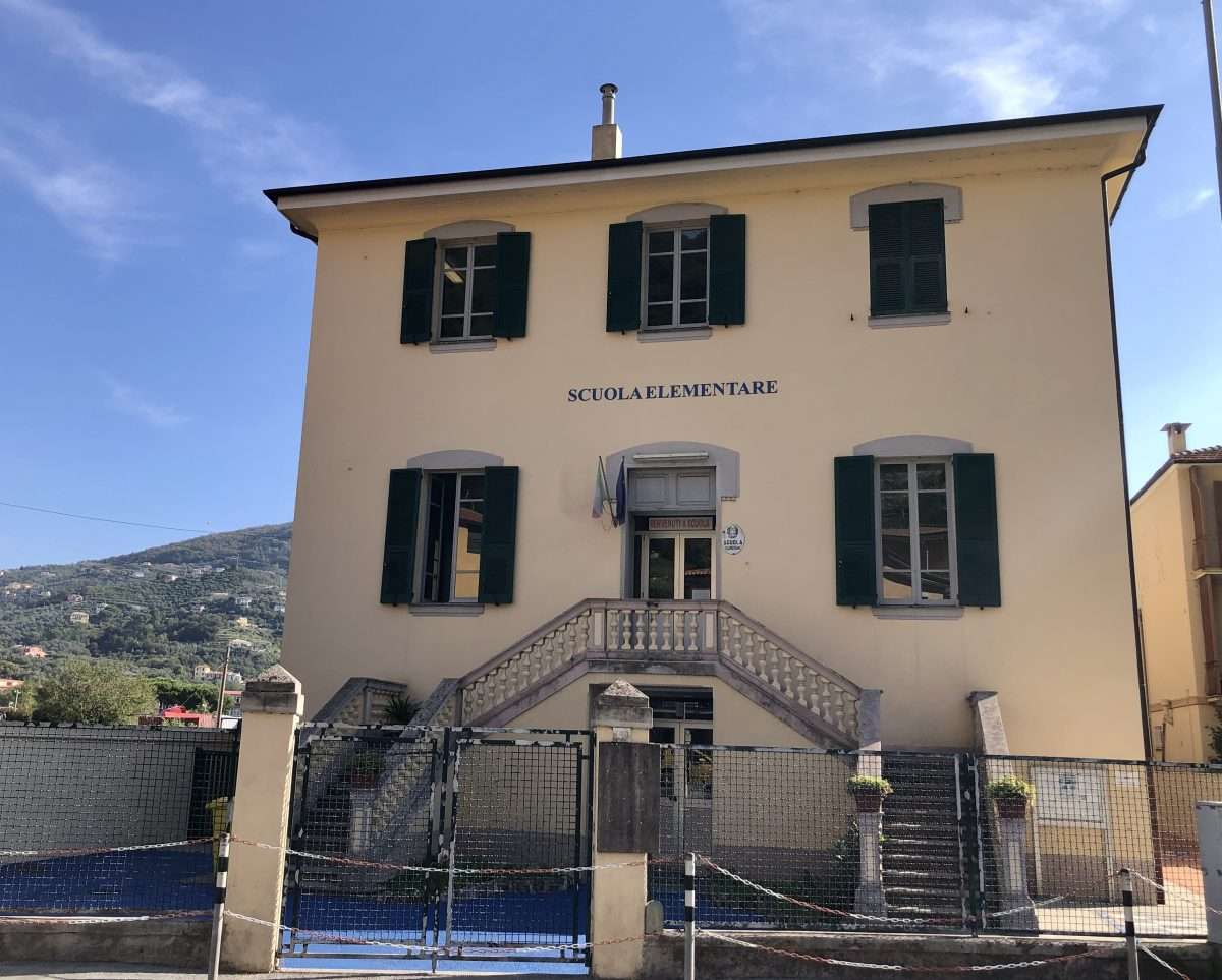 Scuola primaria di Caperana