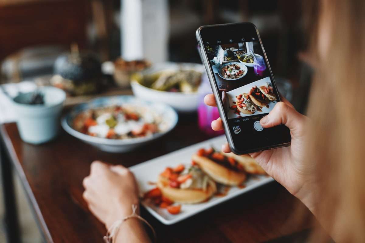 cibo foto smartphone social