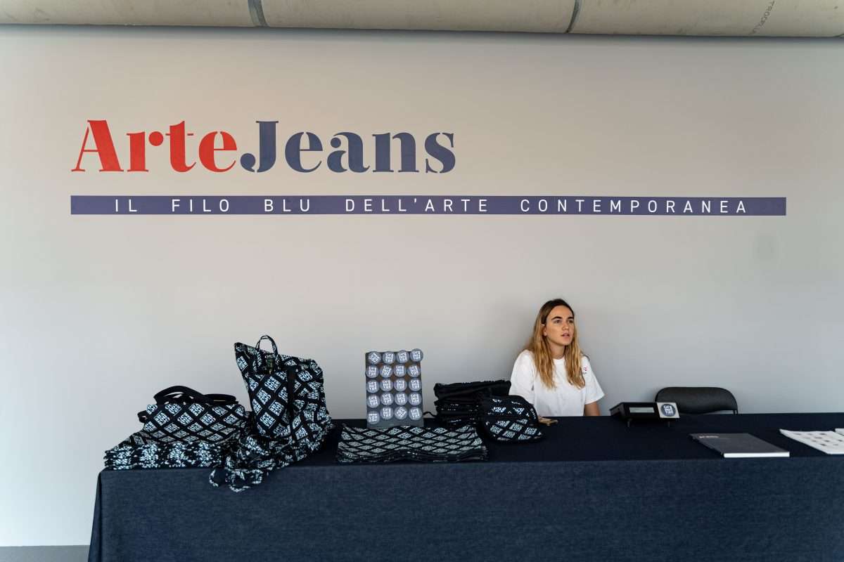 GENOVAJEANS 28