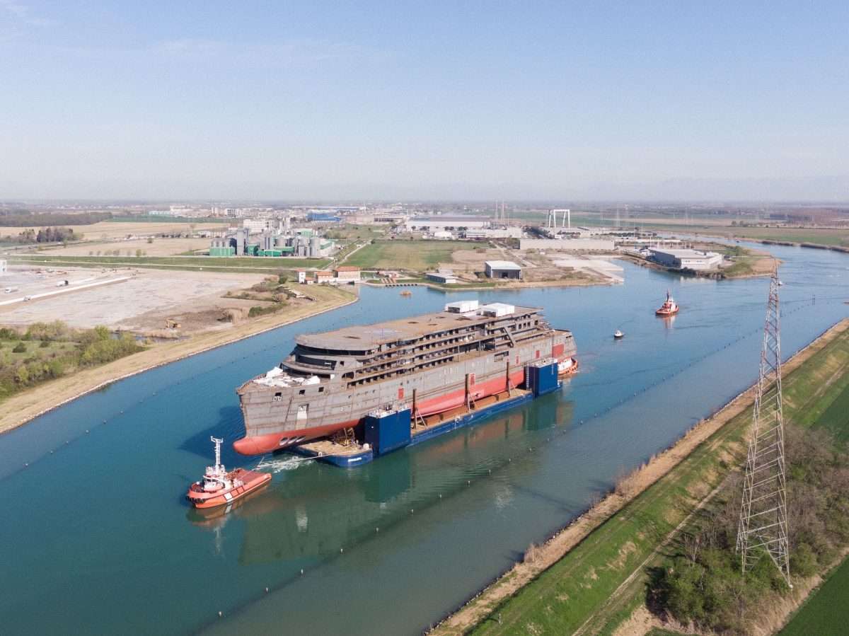 barge