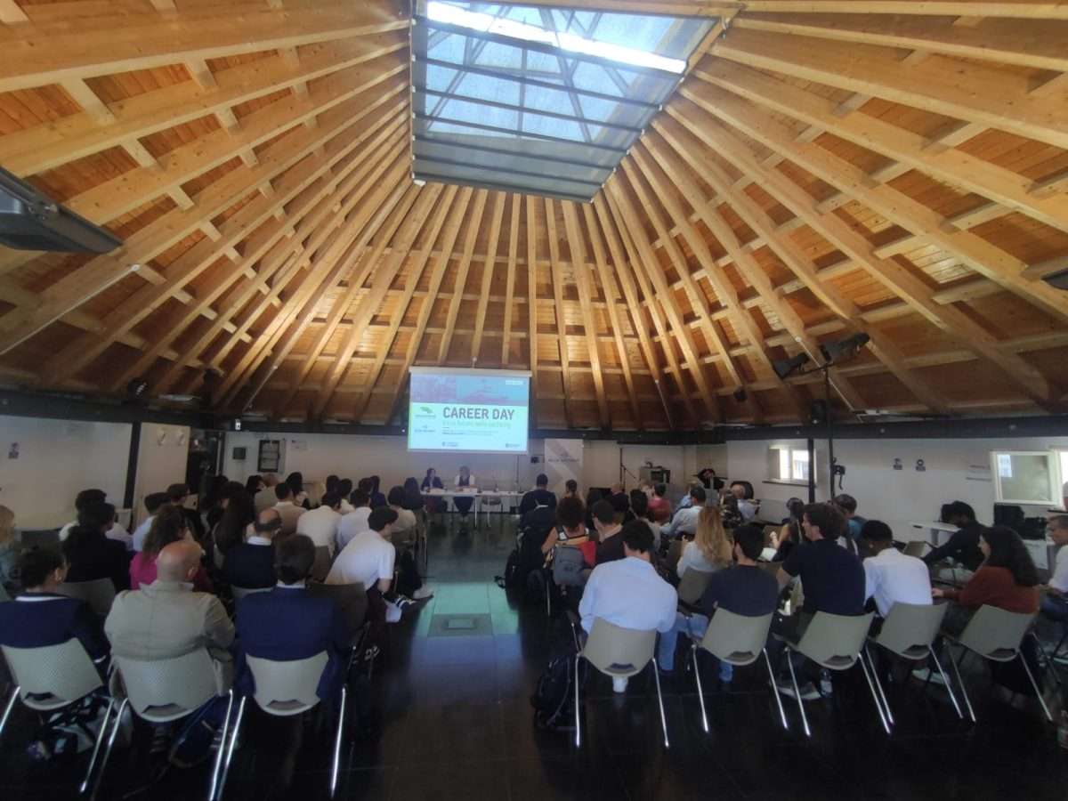 Career Day Genova for Yachting al Blue District