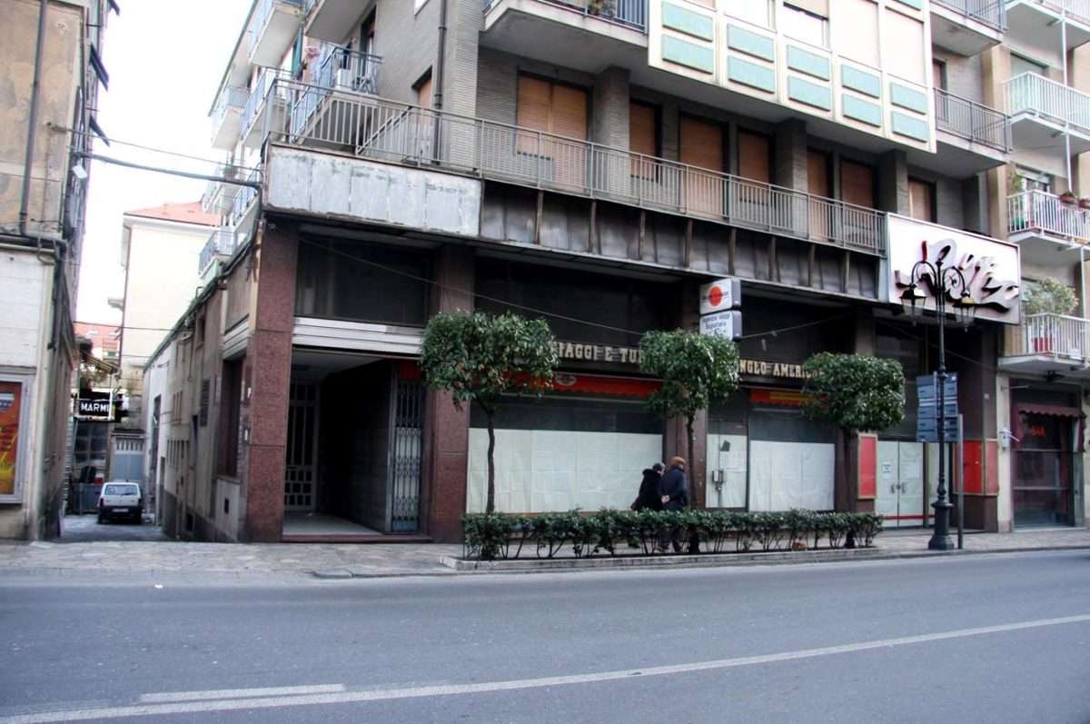 marmista contro Cinema Ritz