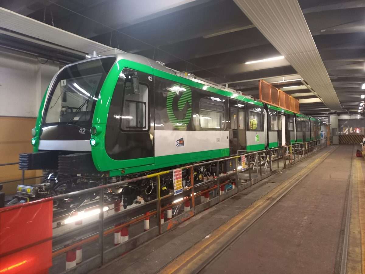 metropolitana amt hitachi rail